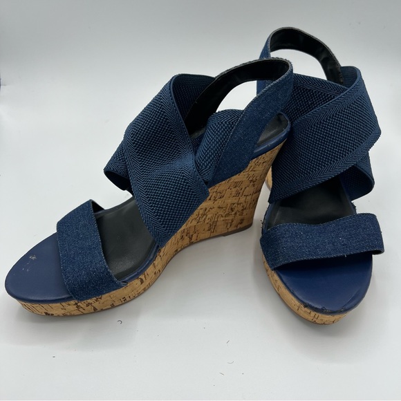 Charles David Women Blue Wedge Sandal US 8.5 - Picture 13 of 14